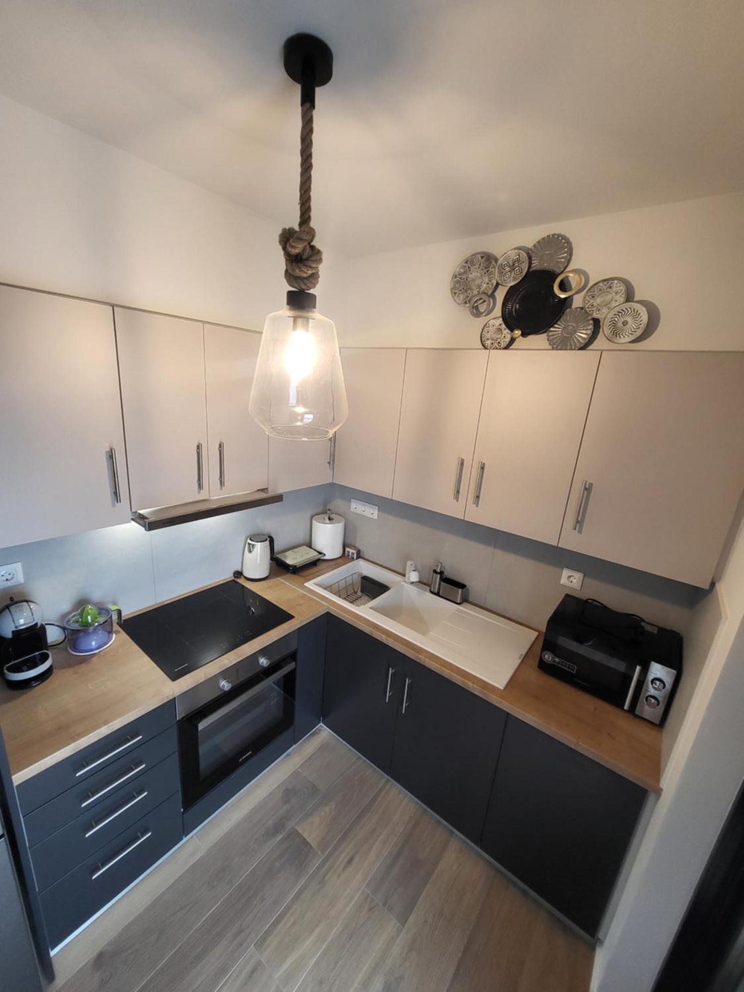 Acropolis Apartment Атина Екстериор снимка